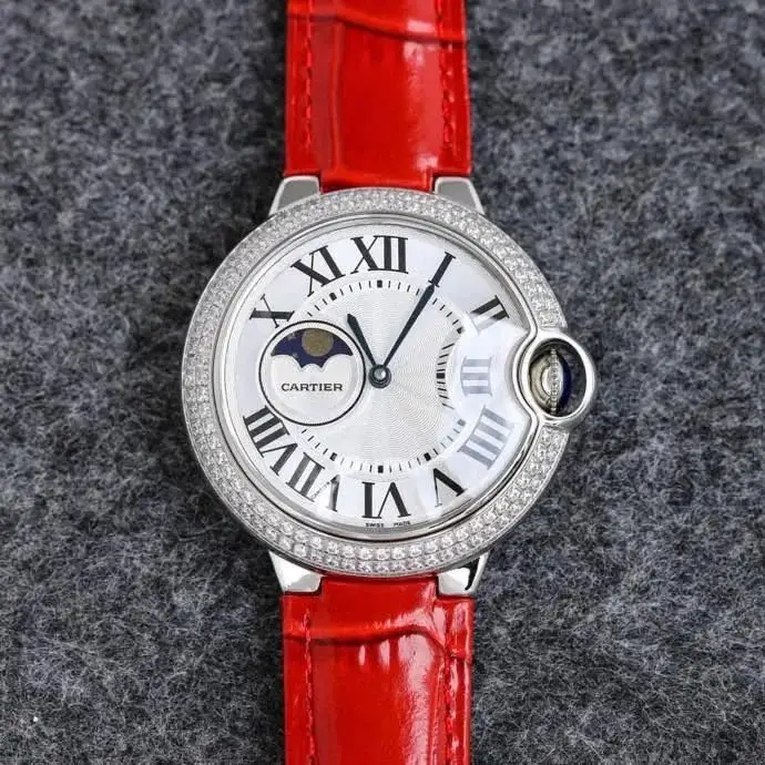 Cartier men's and women's watches view 7
