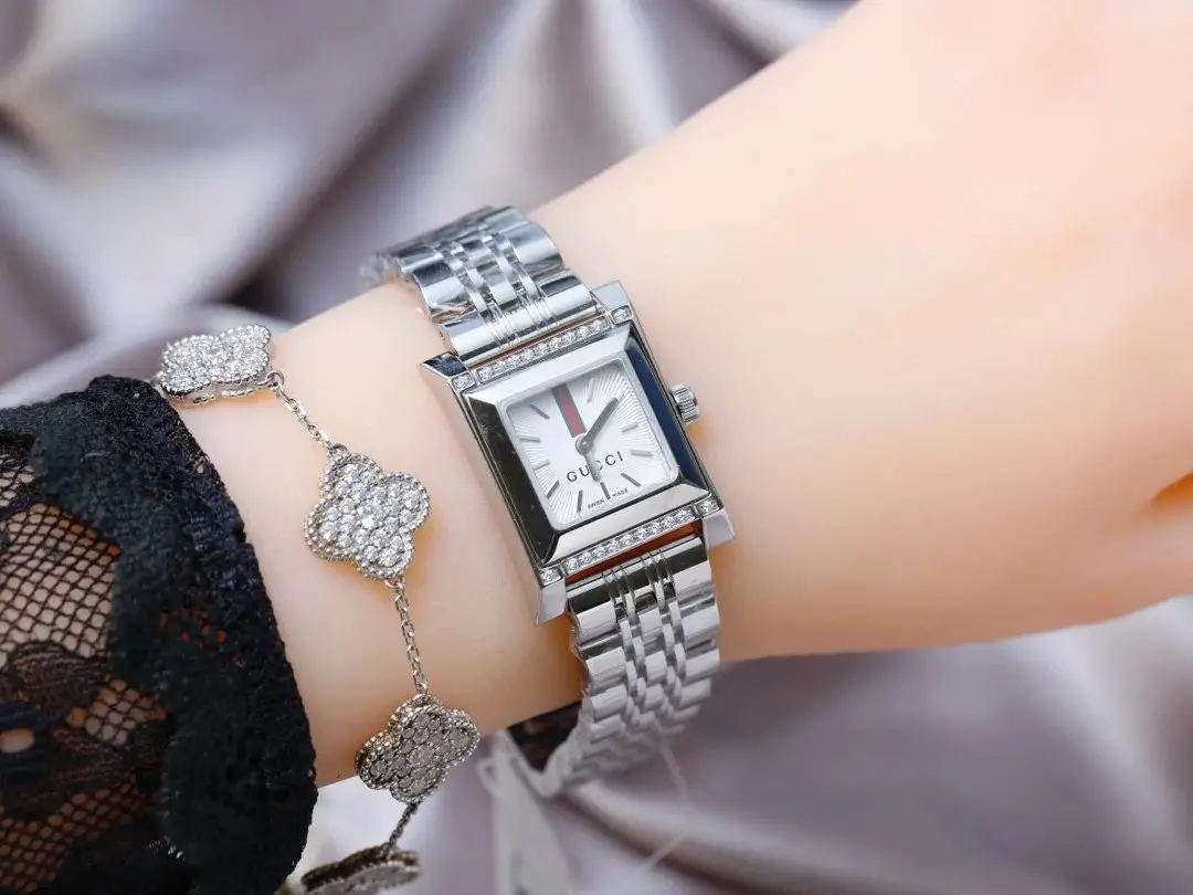 Gucci Quartz Watch [4 styles] view 4